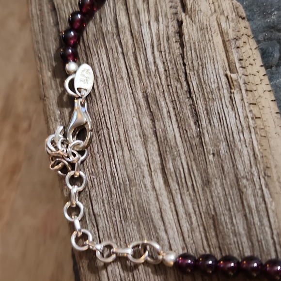 Geniune Garnet and Sterling Silver Necklace NWOT - Picture 5 of 7